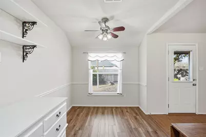 212 Preston Drive, Cleburne, TX 76033 - Photo 13