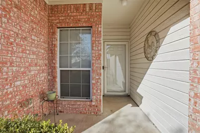 212 Preston Drive, Cleburne, TX 76033 - Photo 7