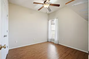 212 Preston Dr, Cleburne, TX 76033 - Photo 21