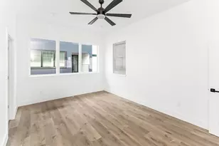 1105 Poindexter St, Fort Worth, TX 76102 - Photo 19