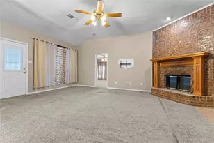 2400 Buck Dr, Mesquite, TX 75181 - Photo 5