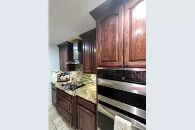 222 W Shady Grove Road W #222 East unit, Irving, TX 75060 - Photo 13