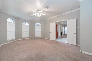 112 Midcrest Dr, Irving, TX 75063 - Photo 19