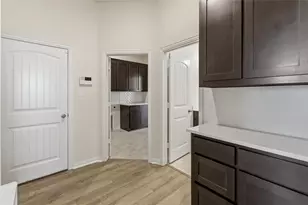 1121 Trinity Dr, Springtown, TX 76082 - Photo 9