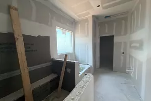 428 Guadeloupe Ln, Springtown, TX 76082 - Photo 9