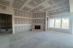 428 Guadeloupe Ln, Springtown, TX 76082 - Photo 5