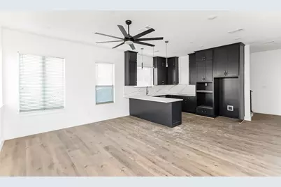 1105 Poindexter Street #B3, Fort Worth, TX 76102 - Photo 15