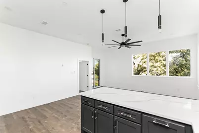 1105 Poindexter Street #B3, Fort Worth, TX 76102 - Photo 13