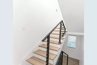 1105 Poindexter Street #B3, Fort Worth, TX 76102 - Photo 25