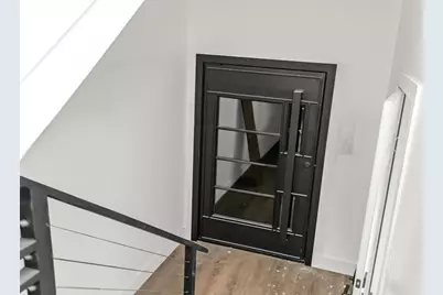 1105 Poindexter Street #B3, Fort Worth, TX 76102 - Photo 9