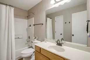 951 Morgan Dr, Burleson, TX 76028 - Photo 33