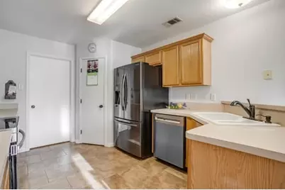 951 Morgan Drive, Burleson, TX 76028 - Photo 17