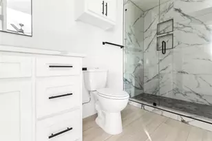 1101 Poindexter St, Fort Worth, TX 76102 - Photo 25