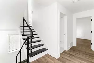 1101 Poindexter St, Fort Worth, TX 76102 - Photo 17