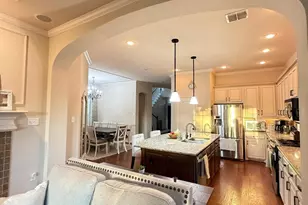 300 Eastland Dr, Lewisville, TX 75056 - Photo 9