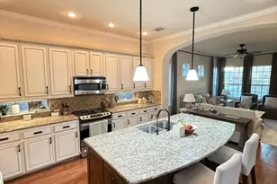 300 Eastland Dr, Lewisville, TX 75056 - Photo 13