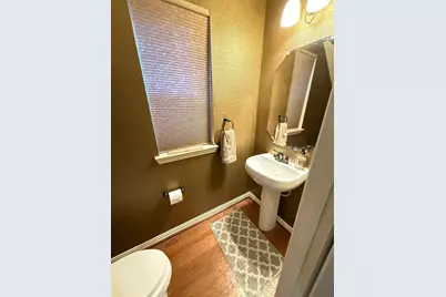 300 Eastland Drive, Lewisville, TX 75056 - Photo 15