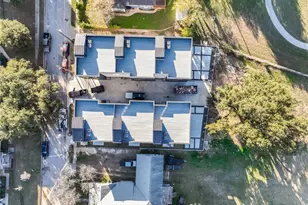 1101 Poindexter St, Fort Worth, TX 76102 - Photo 3