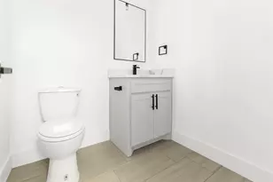 1101 Poindexter St, Fort Worth, TX 76102 - Photo 11