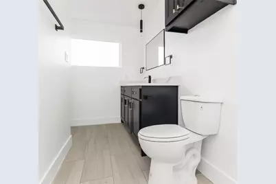 1101 Poindexter Street #A3, Fort Worth, TX 76102 - Photo 33