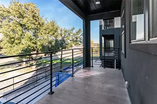 1101 Poindexter St, Fort Worth, TX 76102 - Photo 13