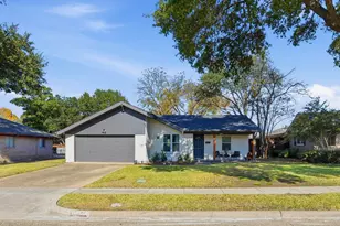 704 Cambridge Dr, Richardson, TX 75080 - Photo 3