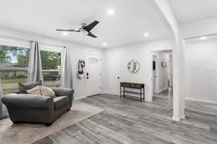 1318 N 61st St, Waco, TX 76710 - Photo 7