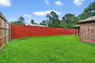 315 Stone St, Collinsville, TX 76233 - Photo 27