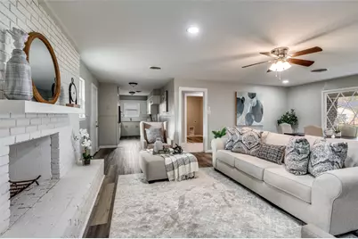 4820 Briarwood Lane, Fort Worth, TX 76103 - Photo 3