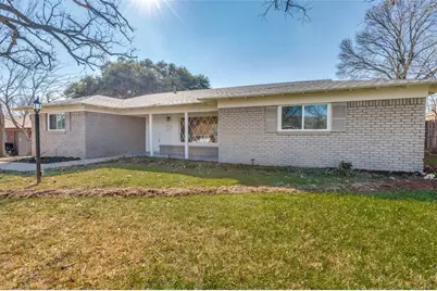 4820 Briarwood Lane, Fort Worth, TX 76103 - Photo 13