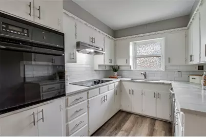 4820 Briarwood Lane, Fort Worth, TX 76103 - Photo 7