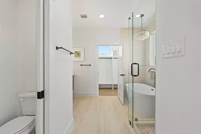 325 N Moore, Dallas, TX 75203 - Photo 25