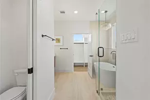 325 N Moore, Dallas, TX 75203 - Photo 25