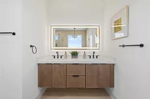 325 N Moore, Dallas, TX 75203 - Photo 23