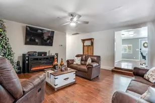 614 W 4th St, Justin, TX 76247 - Photo 5