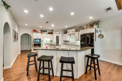 614 W 4th Street, Justin, TX 76247 - Photo 7