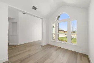 3718 Milwaukee Ave, Midlothian, TX 76065 - Photo 9