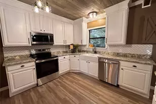 514 E Linn St, Huntington, TX 75949 - Photo 27