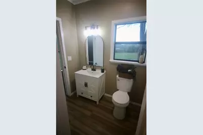 514 E Linn Street, Huntington, TX 75949 - Photo 37