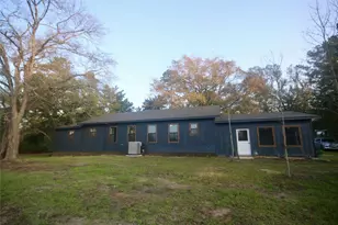 514 E Linn St, Huntington, TX 75949 - Photo 11
