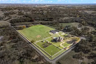 1077 Cardinal Dr, Bartonville, TX 76226 - Photo 37