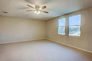 1033 Burnet Dr, Mesquite, TX 75181 - Photo 11