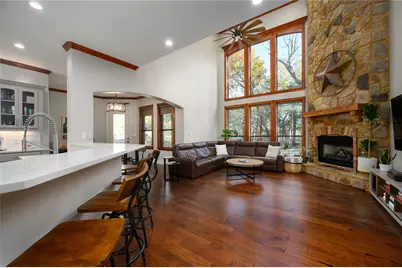 588 Lakepoint Loop, Pottsboro, TX 75076 - Photo 13