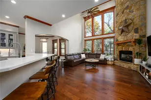 588 Lake Point Loop, Pottsboro, TX 75076 - Photo 13