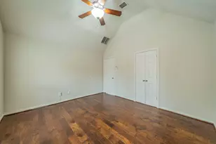 2020 Canterbury Dr, Bedford, TX 76021 - Photo 11