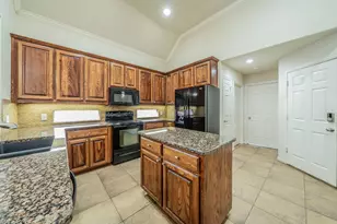 2020 Canterbury Dr, Bedford, TX 76021 - Photo 7