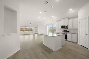 4532 Lyreleaf Dr, Fort Worth, TX 76036 - Photo 5