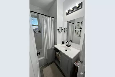 918 W 8th #3, Dallas, TX 75208 - Photo 3