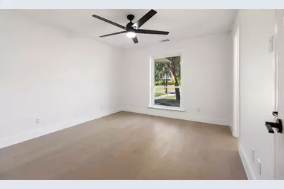 4210 Creekdale Drive, Dallas, TX 75229 - Photo 27