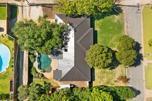 4210 Creekdale Dr, Dallas, TX 75229 - Photo 33